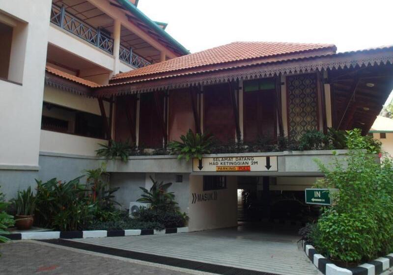 هتل Villea Port Dickson