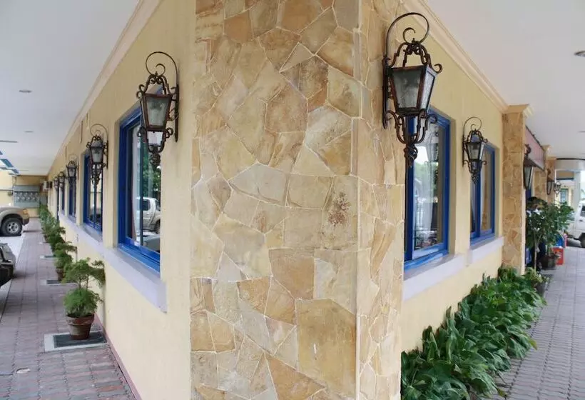 Dumaguete Springs Apartment