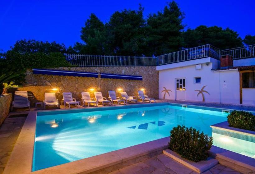 هتل B&b Villa Paula