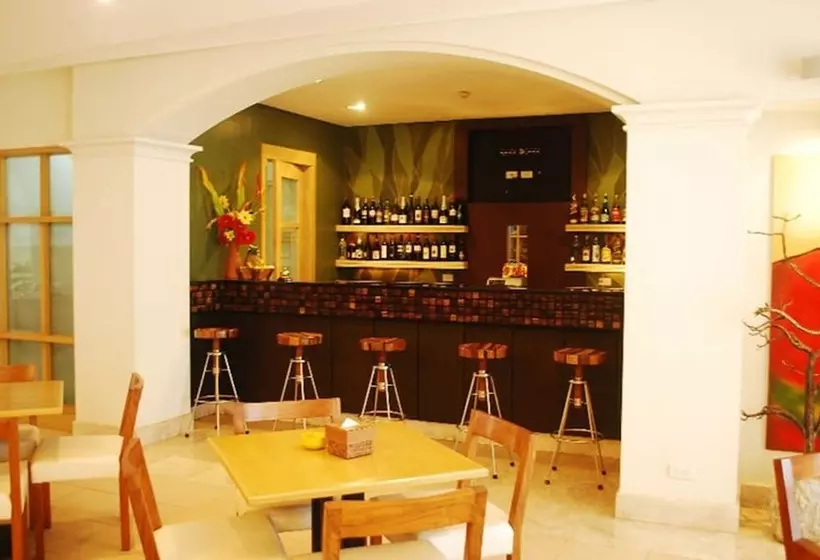 호텔 Boracay Sands