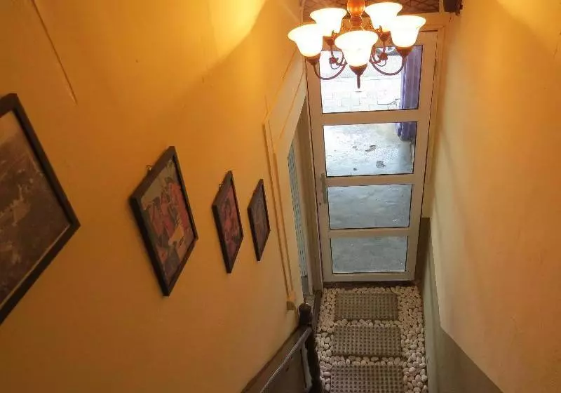 فندق Drop In Guest House