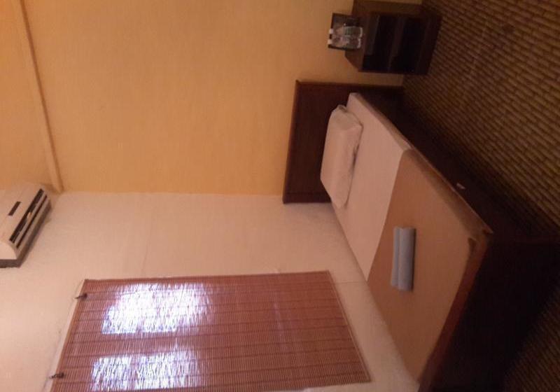 בית מלון כפרי Drop In Guest House