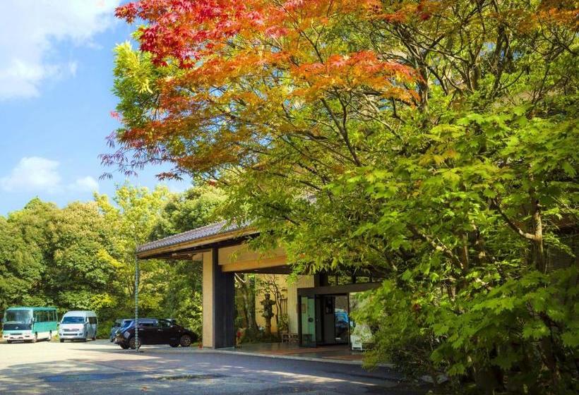 Hotel Yamashiro Onsen Midori No Yado Bansyoukaku