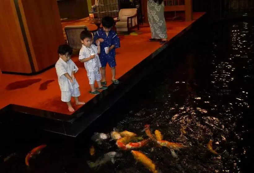 酒店 Yamashiro Onsen Midori No Yado Bansyoukaku