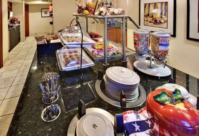 فندق Staybridge Suites Davenport, An Ihg