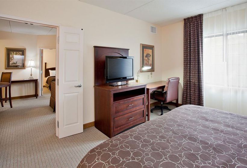 فندق Staybridge Suites Newport News