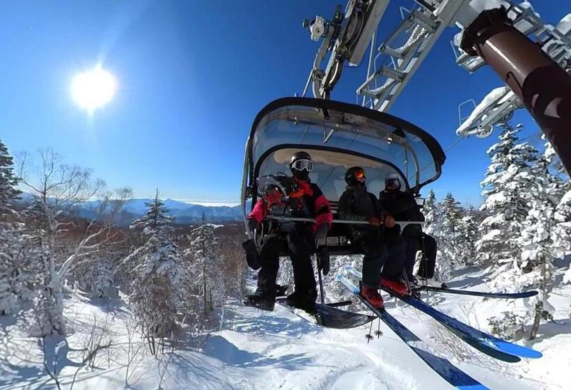 בית מלון כפרי En Resort Grandeco