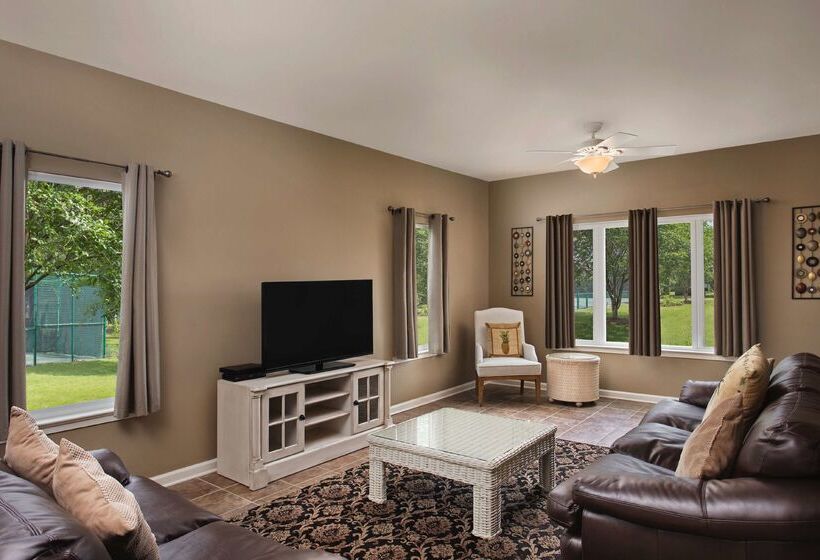 Kingston Plantation Condos