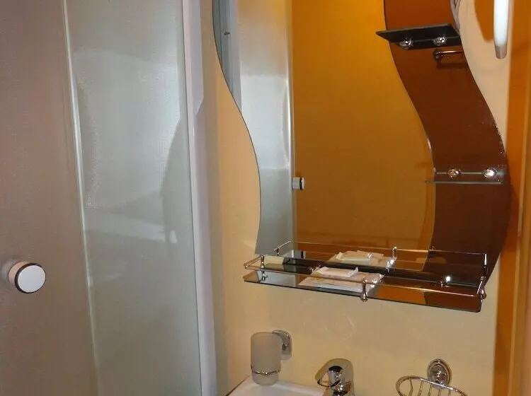 민박 Rinaldi On Vasilievskom