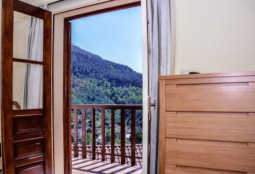 בית מלון כפרי Adelaide