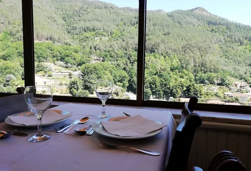 בית מלון כפרי Adelaide