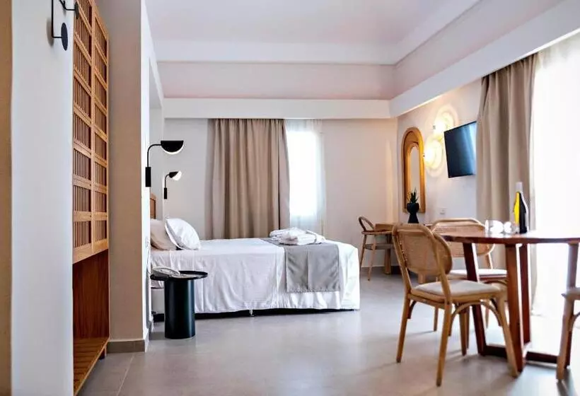 Hotel Alexandra Beach