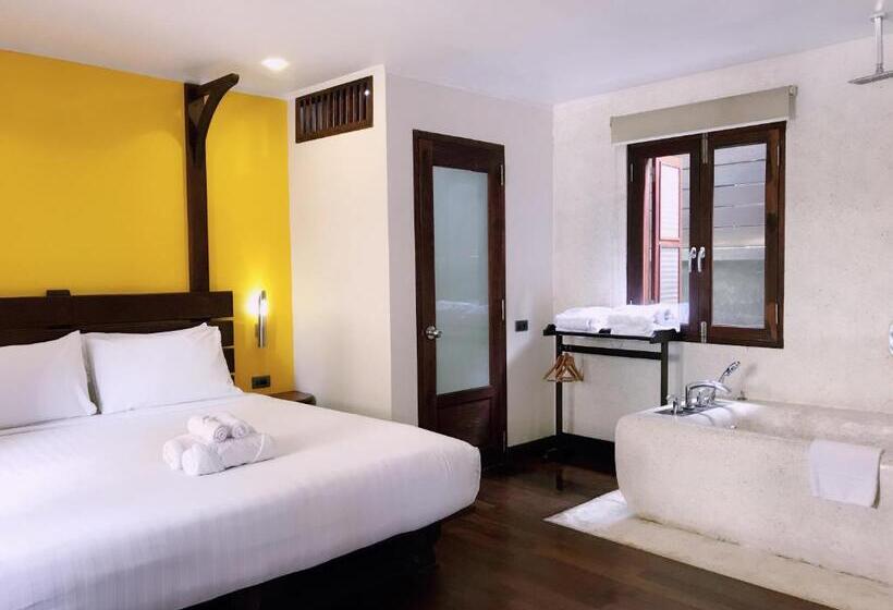 ホテル Ancient Luang Prabang