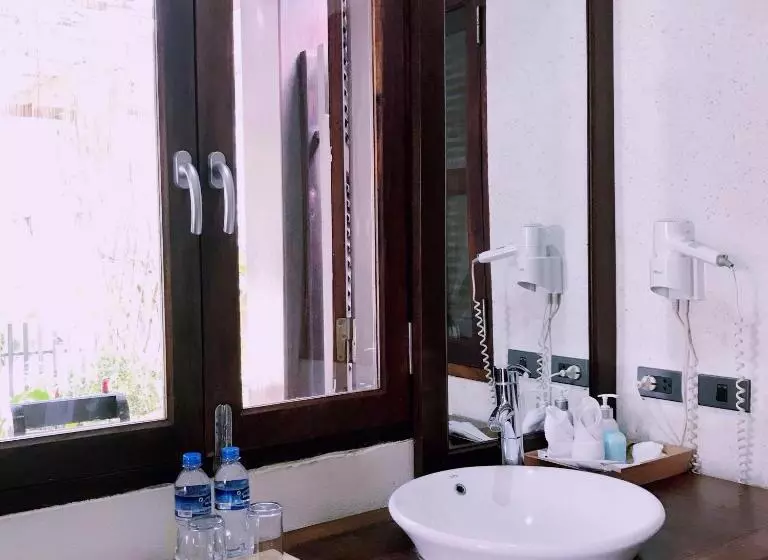 Hotell Ancient Luang Prabang