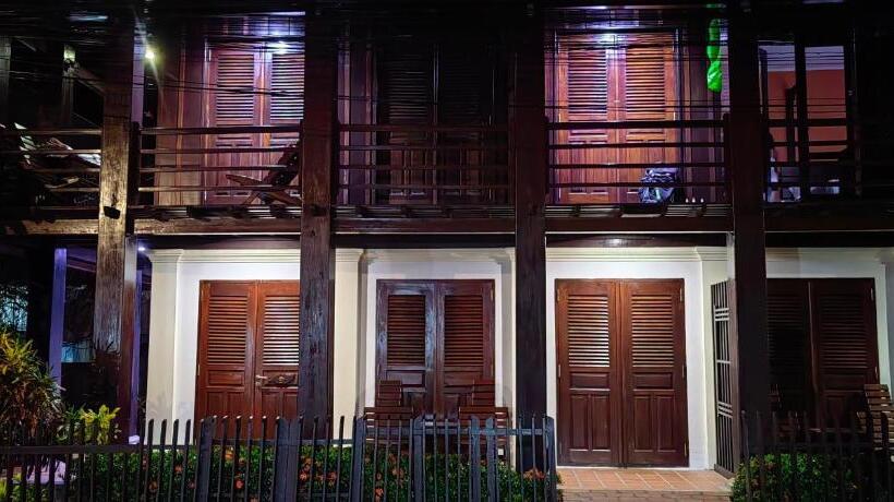 ホテル Ancient Luang Prabang