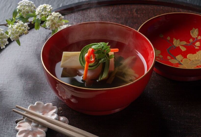 فندق Araya Totoan