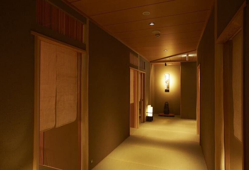 فندق Araya Totoan