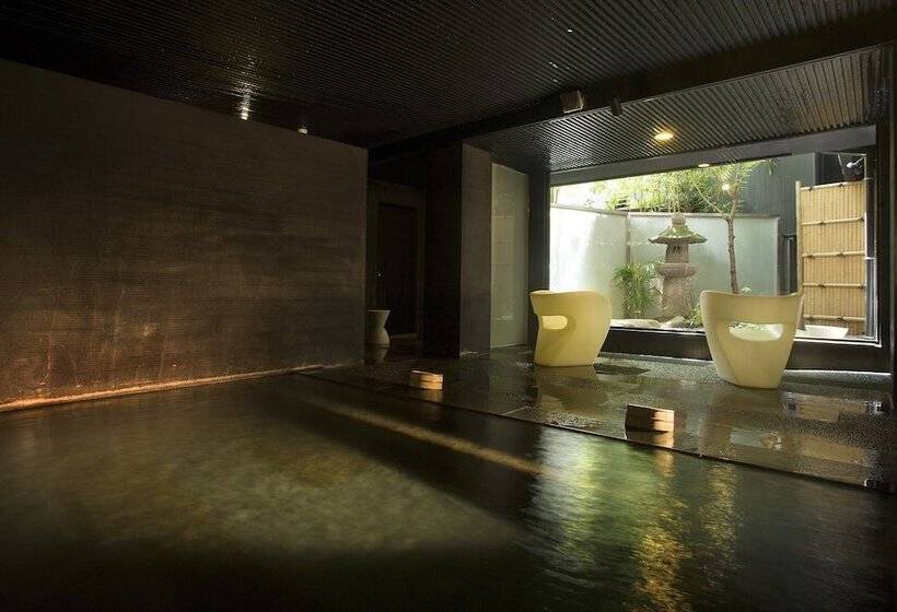 فندق Araya Totoan