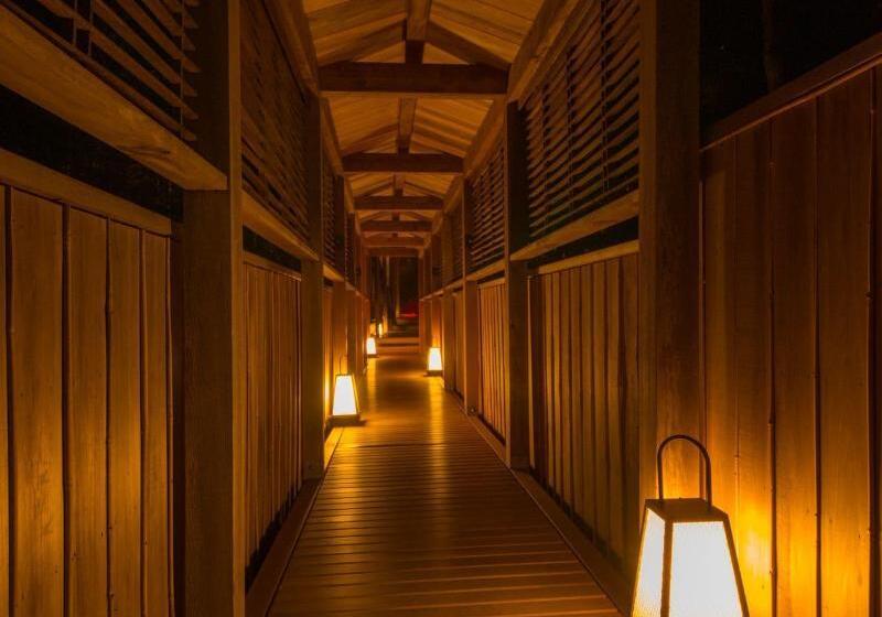 فندق Araya Totoan