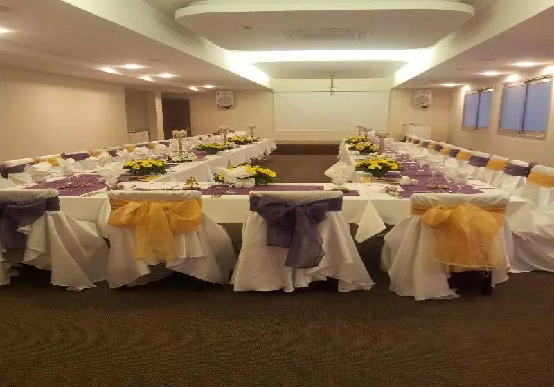 Hotel Blue Bay Platinum