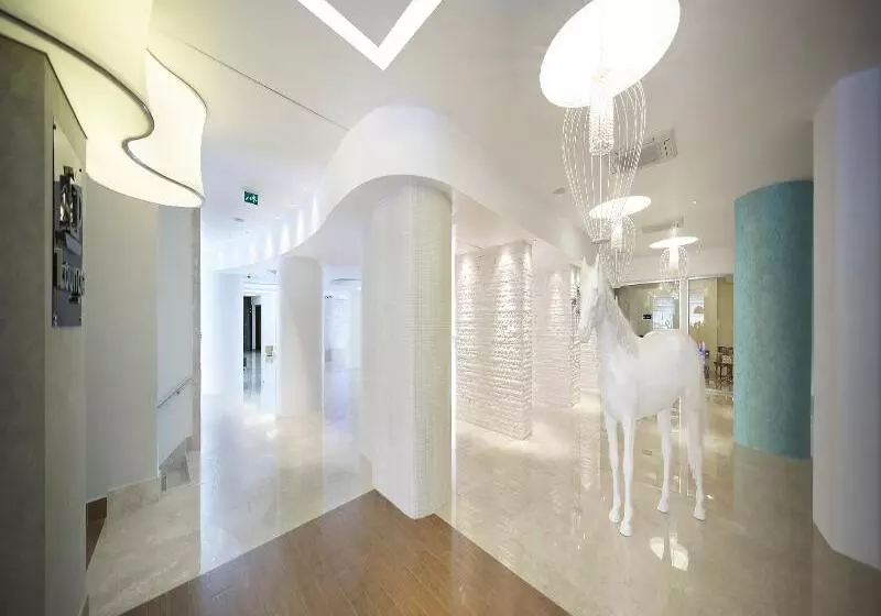 Hotel Blue Bay Platinum