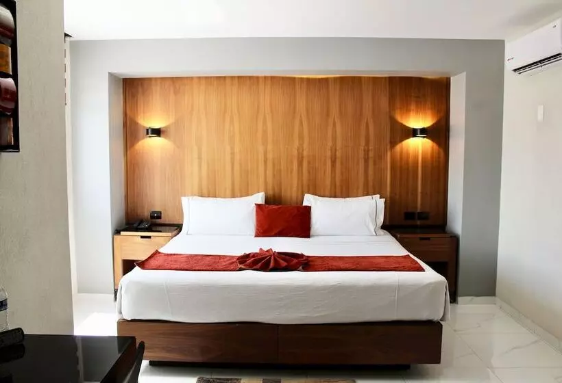 هتل Dali Plaza Ejecutivo