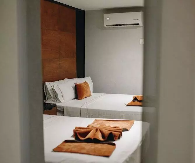 هتل Dali Plaza Ejecutivo