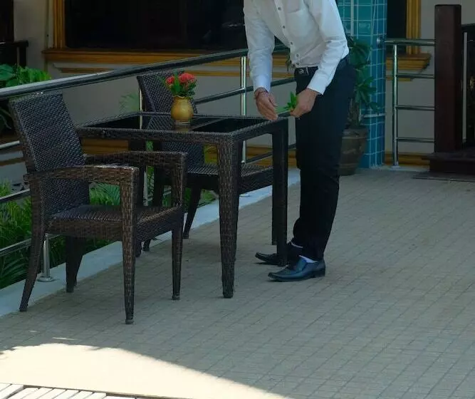 هتل Eoutfitting Vangthong