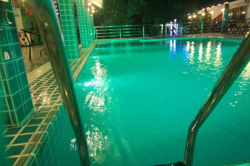 هتل Eoutfitting Vangthong