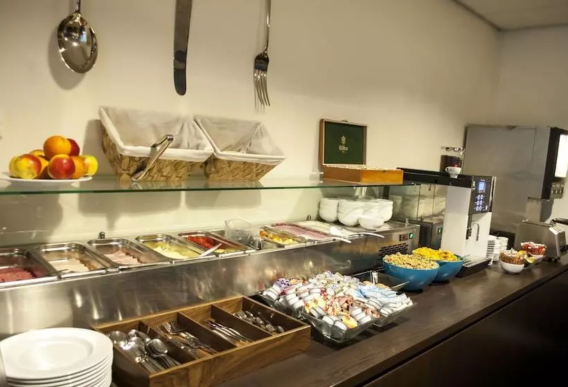 Отель Iron Horse Amsterdam