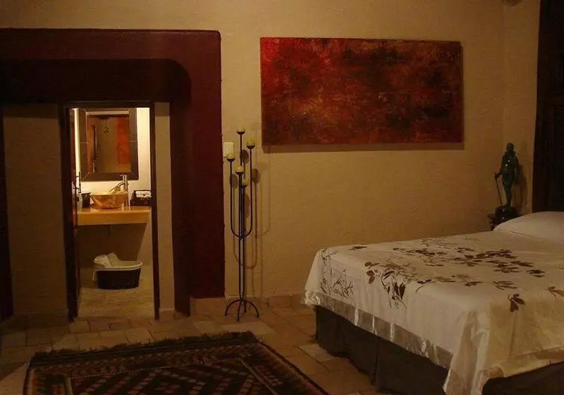 هتل La Casa Del Atrio