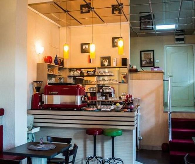 هتل Bed And Breakfast Majesty