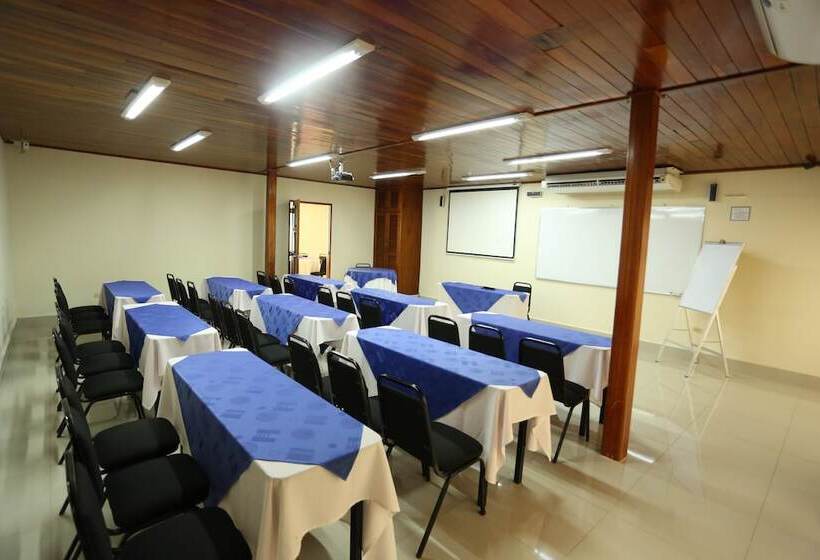 هتل Mansion Teodolinda