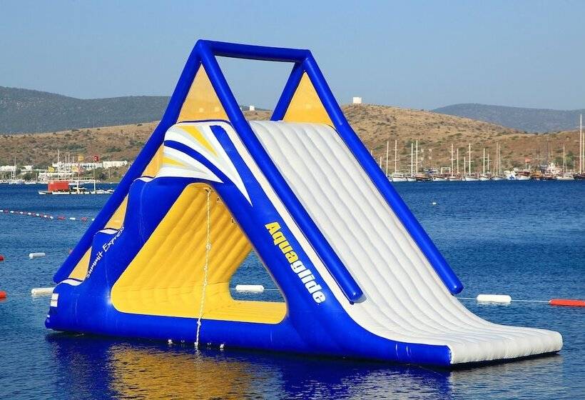 Royal Arena Hotel & Resort Spa