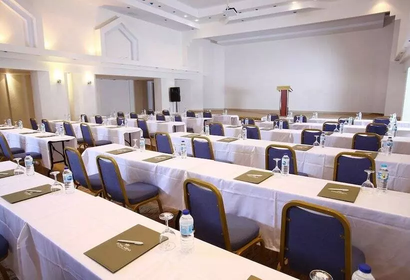 Royal Arena Hotel & Resort Spa