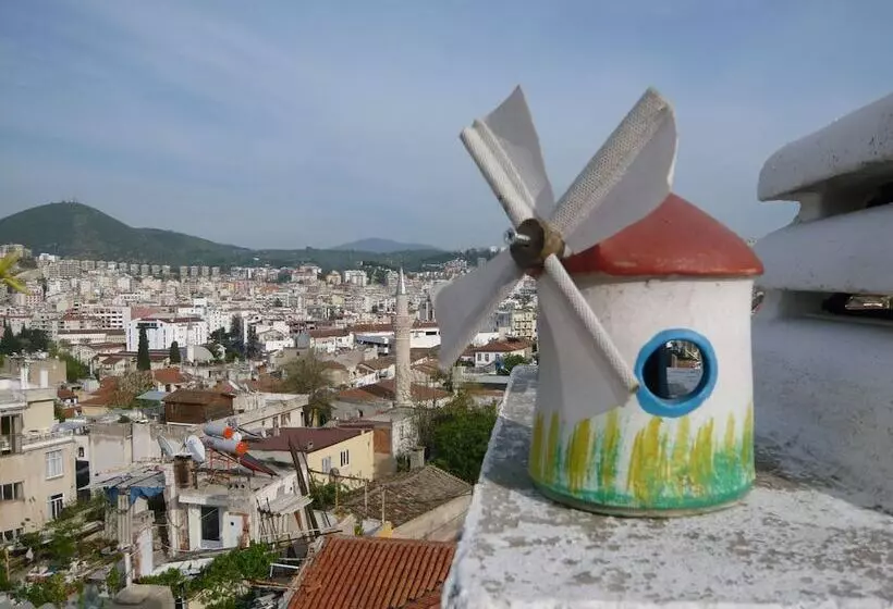 بنسيون Anzac Golden Bed