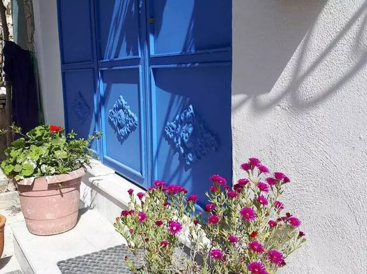 بنسيون Anzac Golden Bed