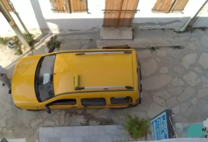 بنسيون Anzac Golden Bed