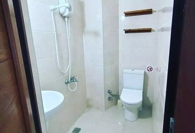 بنسيون Anzac Golden Bed