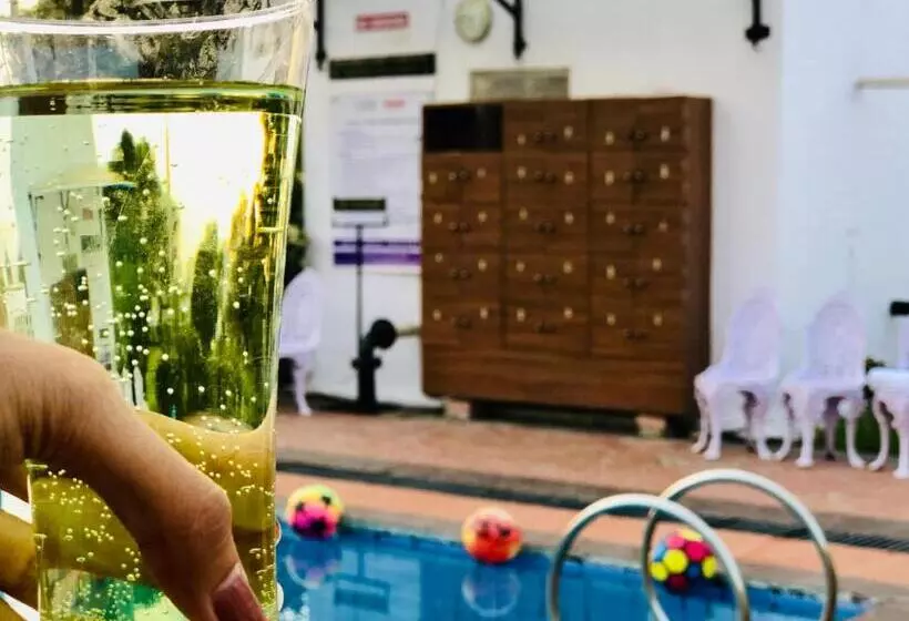 Vits Kamats Resort, Silvassa