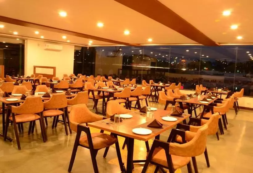 Vits Kamats Resort, Silvassa