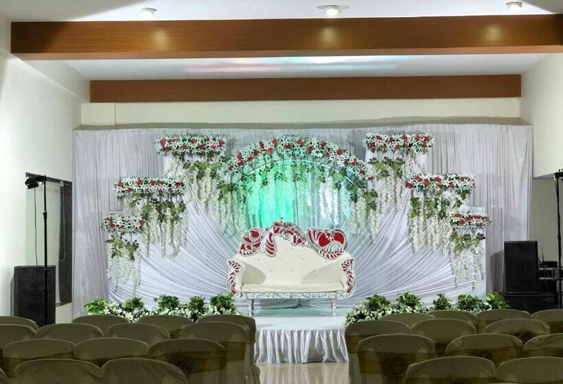 Vits Kamats Resort, Silvassa