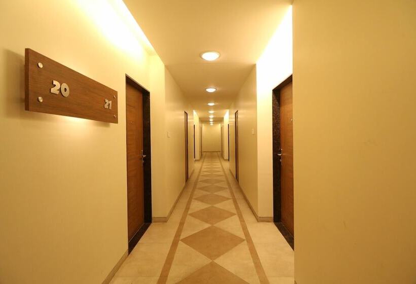 Vits Kamats Resort, Silvassa