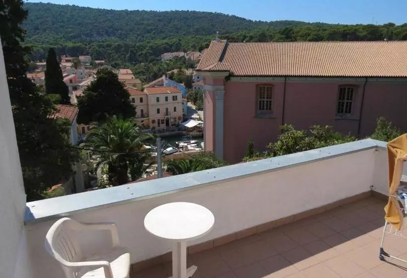 Hi Hostel Veli Losinj