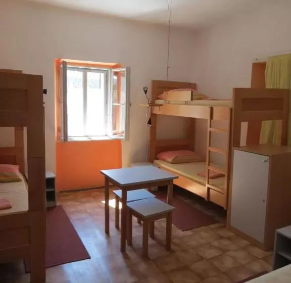 Hi Hostel Veli Losinj