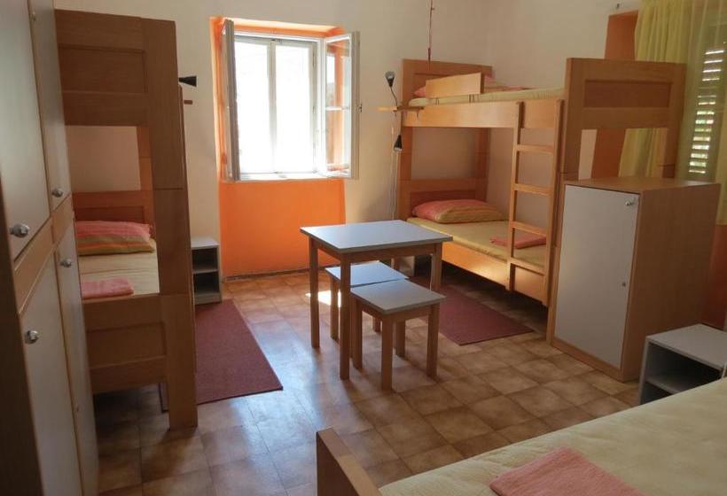 Hi Hostel Veli Losinj