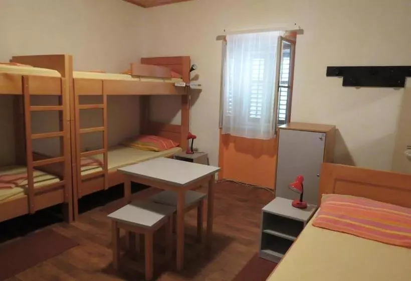 Hi Hostel Veli Losinj