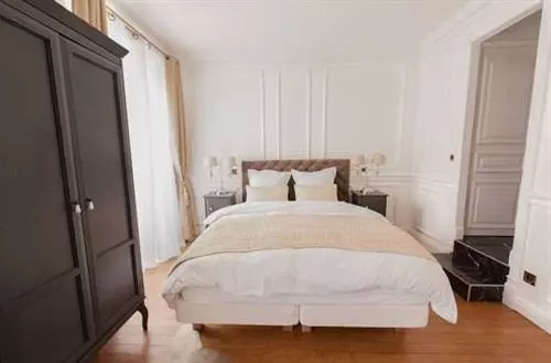 Arts Hotels - Apartments