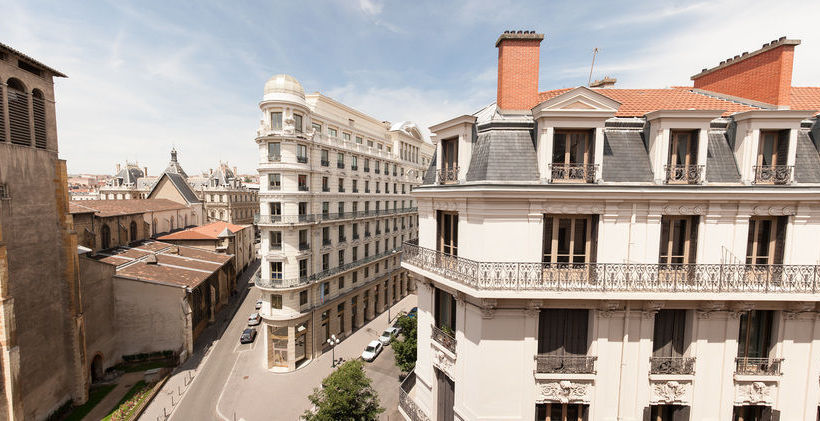 Arts Hotels - Apartments