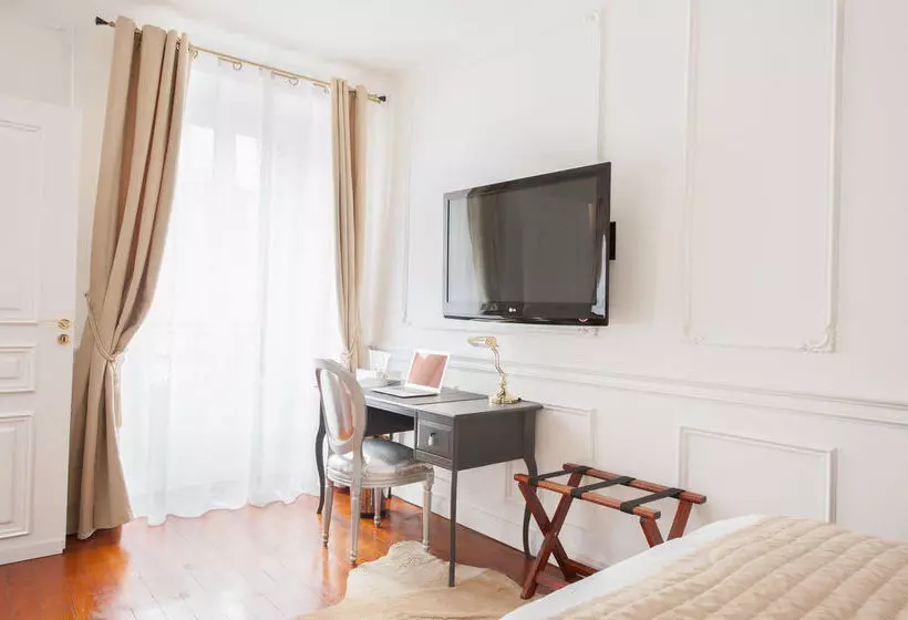 Arts Hotels - Apartments